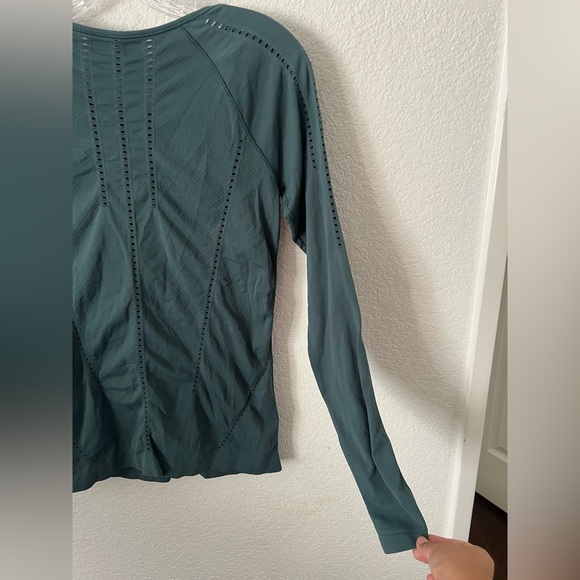 Athleta Green Long Sleeve Tee - Picture 11 of 13